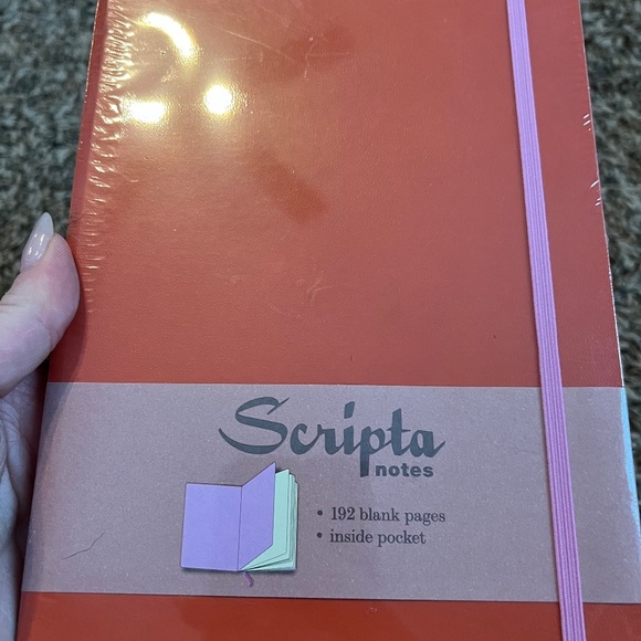 New Scripta notes large blank 192 page notebook color brick with inside pocket - Picture 1 of 4